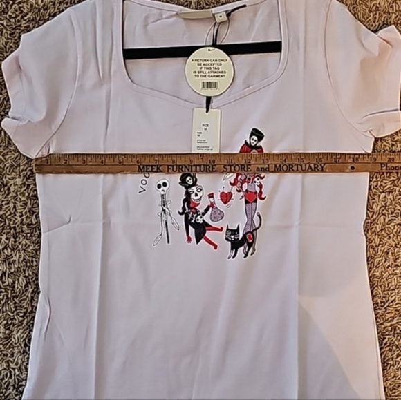 NWT NEW Lindy Bop Purple Lavender Witch Doctor Shirt Tee Size Medium - Picture 9 of 10